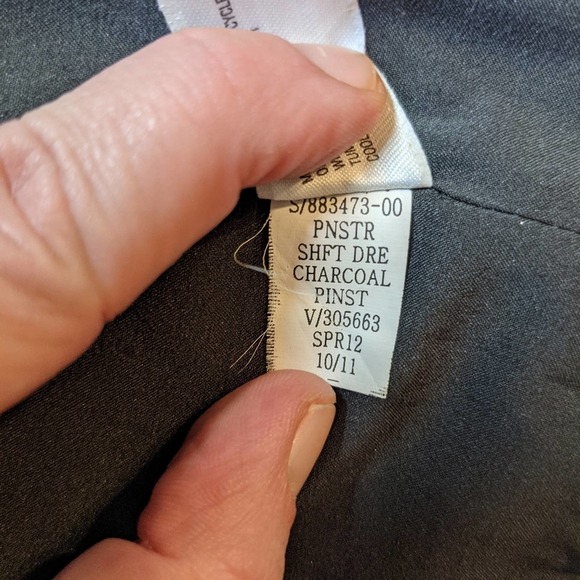 Tall: Loft charcoal grey v-neck sheath dress, 2T - Picture 5 of 13